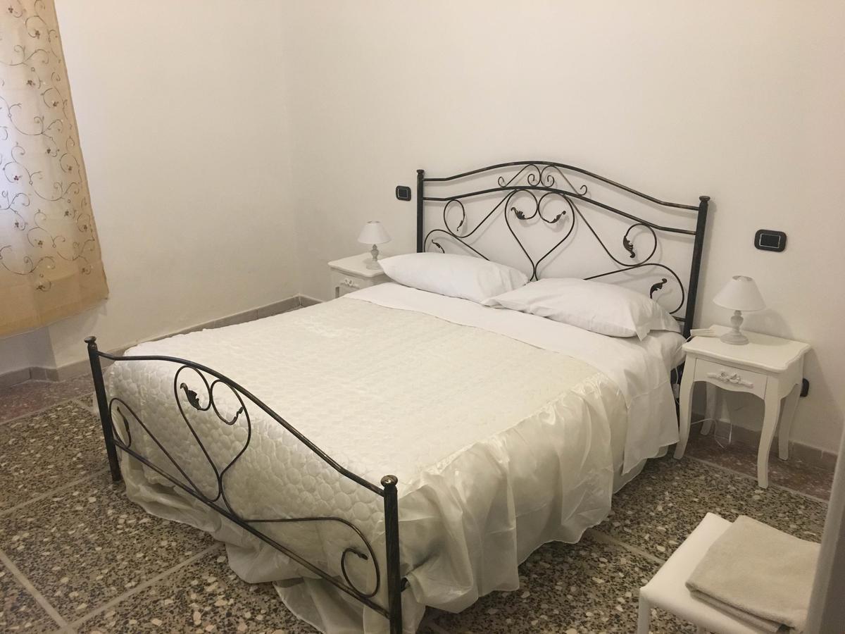 Holiday Pisa Gare Екстериор снимка